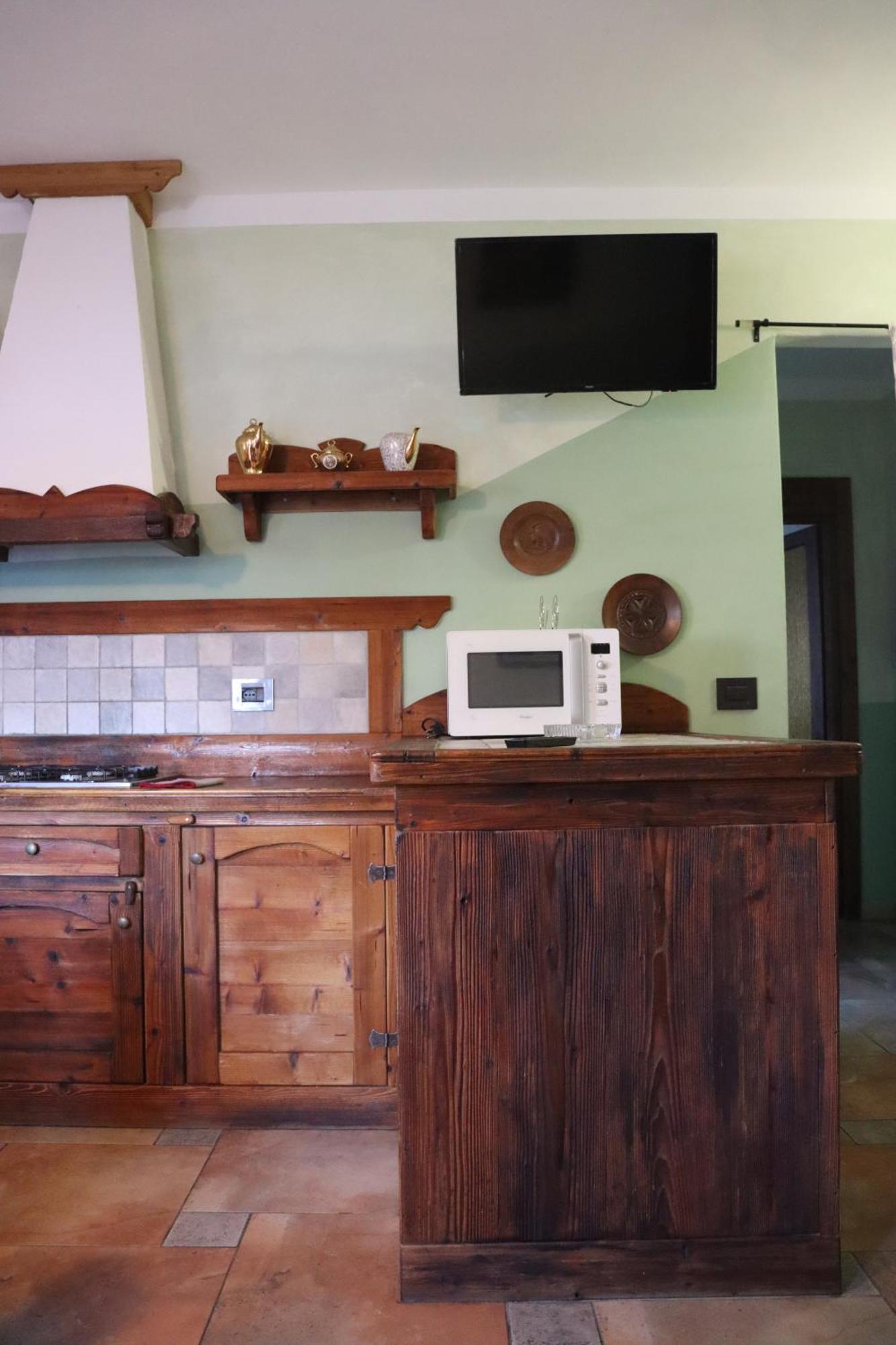 Chevres A Cheval - Apartment Aosta Ngoại thất bức ảnh