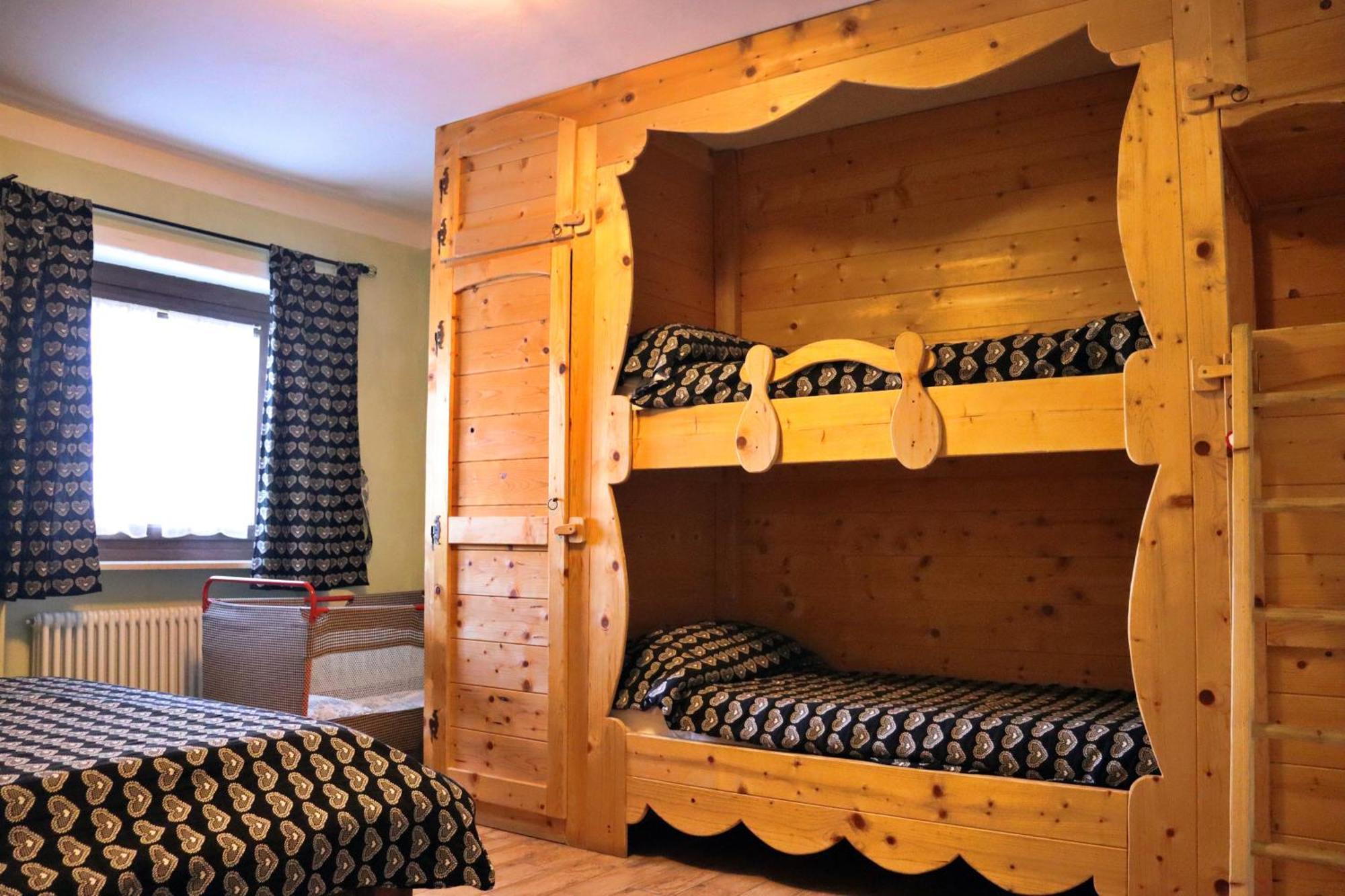 Chevres A Cheval - Apartment Aosta Ngoại thất bức ảnh