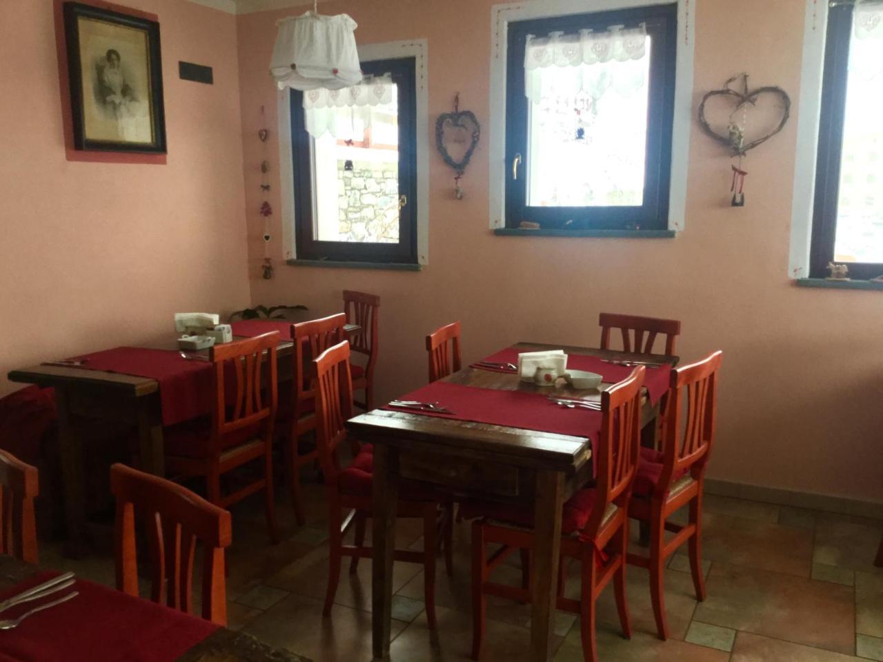 Chevres A Cheval - Apartment Aosta Ngoại thất bức ảnh